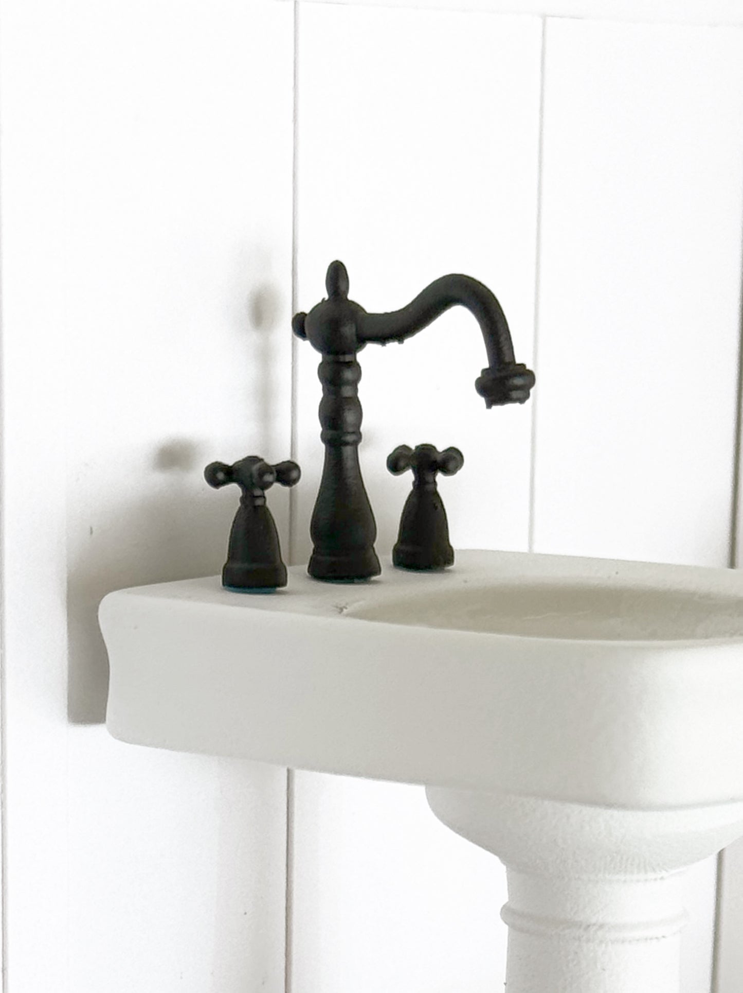 Black Faucet